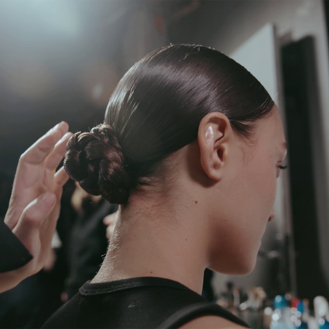 Lakier do włosów od średniego do mocnego utrwalenia